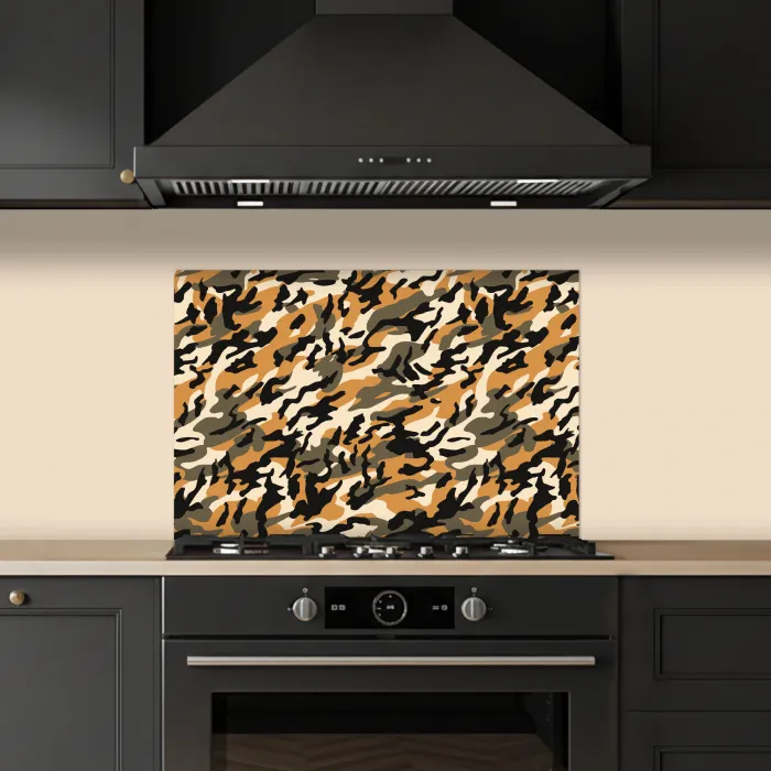 Camouflage - Aardetinten - Patroon keuken achterwand spatscherm klein 900 -sfeer1