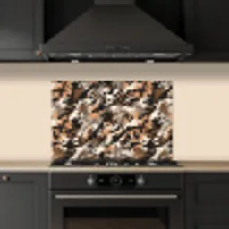 Camouflage - Patroon - Beige - Bruin keuken achterwand spatscherm klein 900 -sfeer1