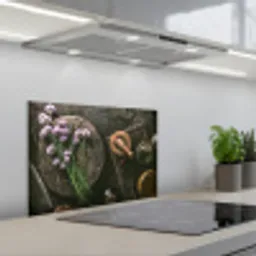 Bieslook Bloesem en Antieke Keukenwaren keuken achterwand spatscherm klein -3d_schuin