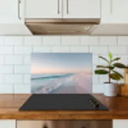 Kustlijn - Pastel - water keuken achterwand spatscherm klein -sfeer2