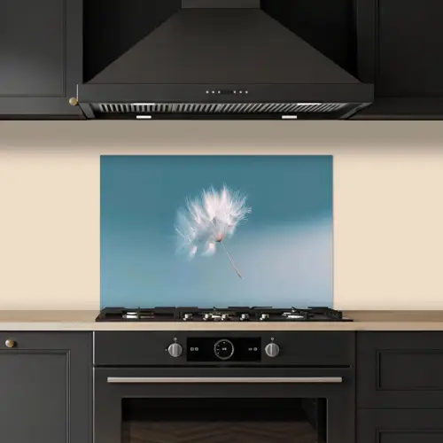 Paardenbloempluisje - Blauw - Lucht keuken achterwand spatscherm klein -sfeer1
