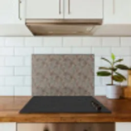 Donker - Bloemen - Sierlijk keuken achterwand spatscherm klein 900 -sfeer2