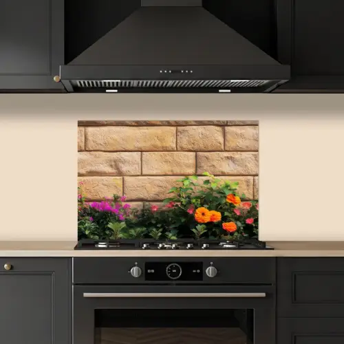 Bloemen - Bakstenen - Kleurrijk keuken achterwand spatscherm klein -sfeer1