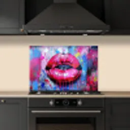 Graffiti - Lippen - Felroze - Geschilderd keuken achterwand spatscherm klein -sfeer1