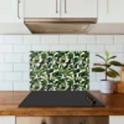 Groen - Vloeiend - Camouflage keuken achterwand spatscherm klein 900 -sfeer2