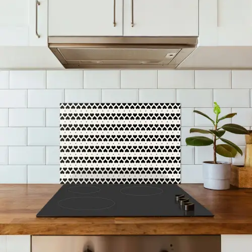 Harten - Lijn - Wit - Zwart keuken achterwand spatscherm klein 900 -sfeer2