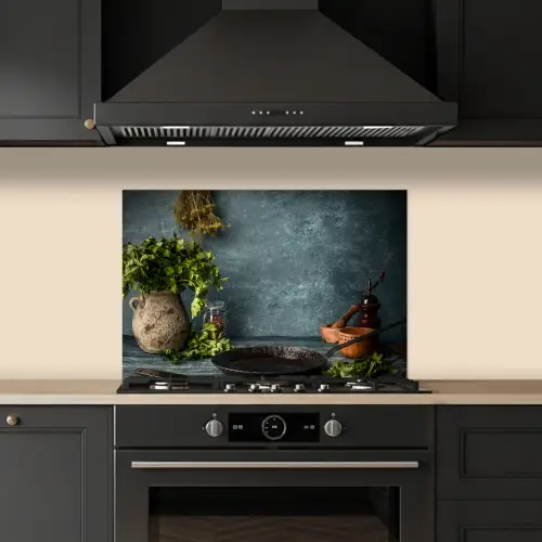 Kruiden - Specerijen - Pan - Mes - Grijs - Rustiek keuken achterwand spatscherm klein -sfeer1