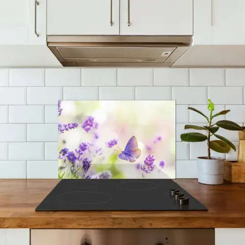Lavendel - Vlinder - Bloemen keuken achterwand spatscherm klein -sfeer2