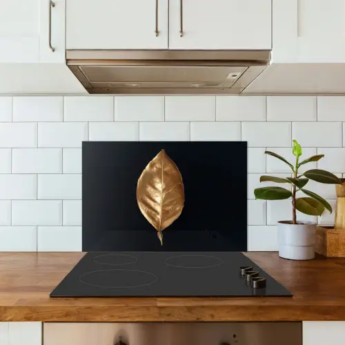 Bladeren - Chic - Goud - Planten - Zwart keuken achterwand spatscherm klein -sfeer2