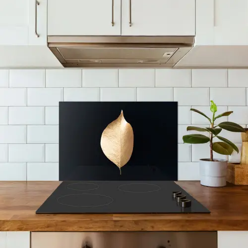Bladeren - Goud - Zwart - Planten - Luxe keuken achterwand spatscherm klein -sfeer2