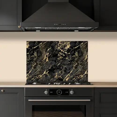 Marmer - Zwart - Goudstructuur keuken achterwand spatscherm klein 900 -sfeer1
