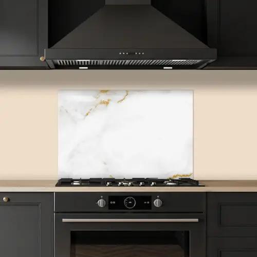 Marmer - Goud - Wit - Luxe keuken achterwand spatscherm klein -sfeer1