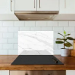 Marmer - Wit - Lijn - Patronen - Luxe - Marmerlook keuken achterwand spatscherm klein -sfeer2