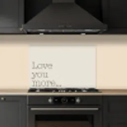 Minimalistisch - Love - Beige keuken achterwand spatscherm klein -sfeer1