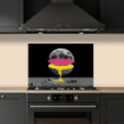 Maan - Geel - Roze - Zwart keuken achterwand spatscherm klein -sfeer1