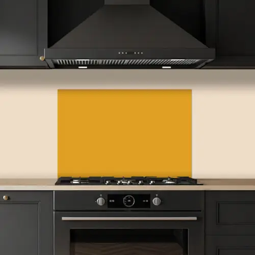 Okergeel - Herfst - Interieur keuken achterwand spatscherm klein 900 -sfeer1