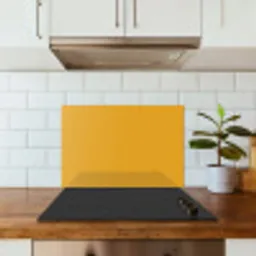Okergeel - Herfst - Interieur keuken achterwand spatscherm klein 900 -sfeer2