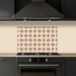 Patroon - Beige - Hartjes - Bloemen keuken achterwand spatscherm klein 900 -sfeer1