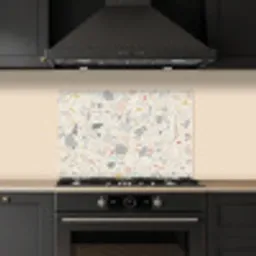 Patronen - Licht - Terrazzo - Decoratie keuken achterwand spatscherm klein -sfeer1