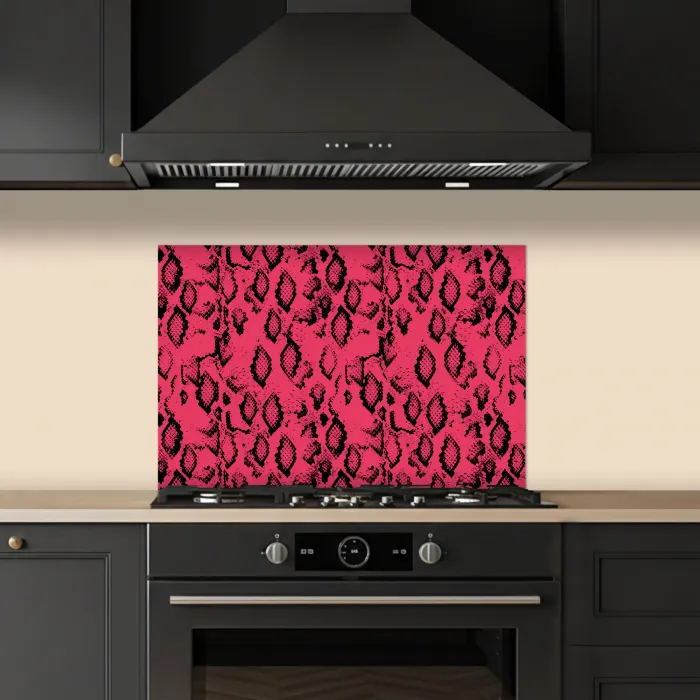 Roze - Slang - Motief keuken achterwand spatscherm klein 900 -sfeer1