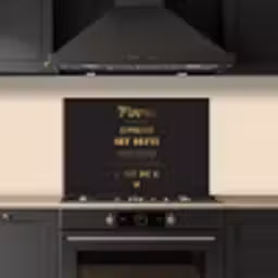 Spreuken - Quotes Mama Je Hebt Ons Al - Moeder - Moederdag cadeau voor mama - Goud keuken achterwand spatscherm klein -sfeer1