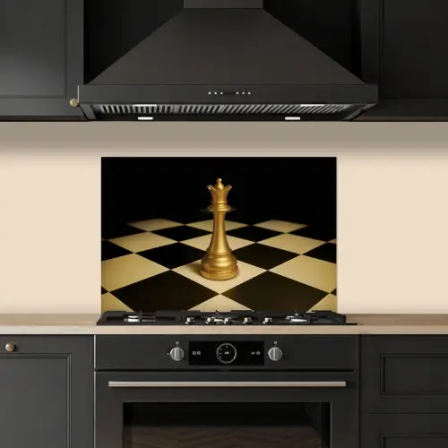 Koningin - Schaakstuk - Geblokt - Goud keuken achterwand spatscherm klein -sfeer1
