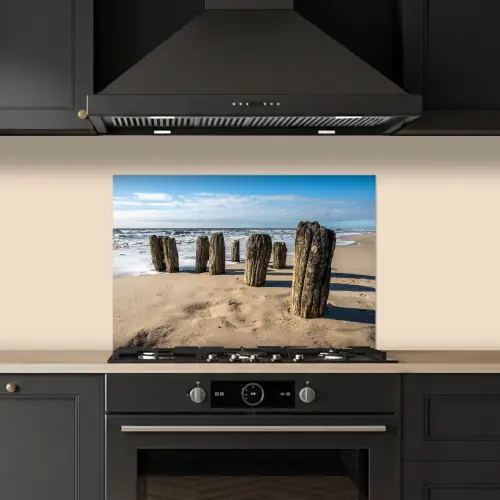 Zand - Strand - Paal - Water - Zomer keuken achterwand spatscherm klein -sfeer1