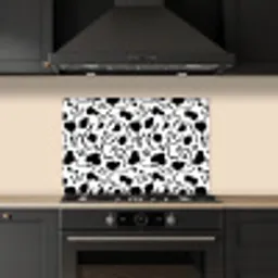 Vormen - Lijnen - Grafisch keuken achterwand spatscherm klein 900 -sfeer1