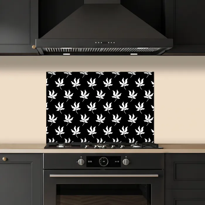 Silhouet - Bladeren - Wit - Zwart keuken achterwand spatscherm klein 900 -sfeer1