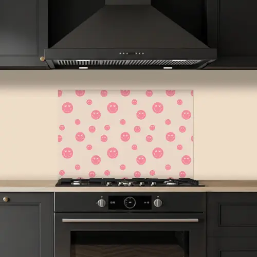 Smiley - Hart - Ogen - Patroon keuken achterwand spatscherm klein 900 -sfeer1