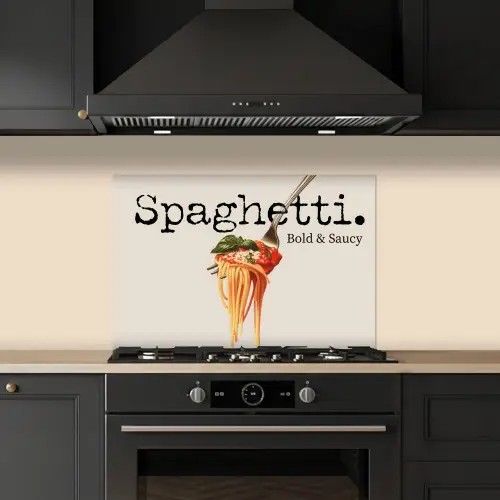 Spaghetti - tomatensaus - Parmezaanse kaas keuken achterwand spatscherm klein -sfeer1