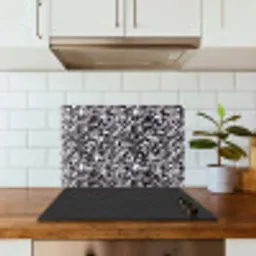 Spat - Stippen - Zwart - Wit keuken achterwand spatscherm klein 900 -sfeer2