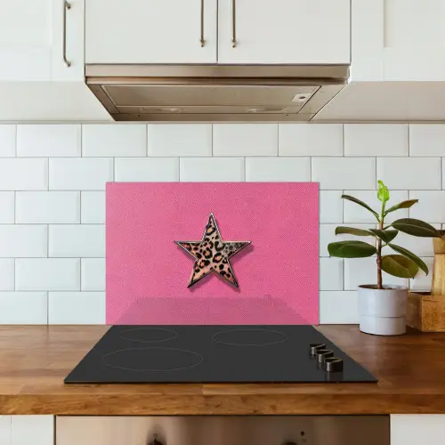 Ster - Luipaard - Print - Roze keuken achterwand spatscherm klein -sfeer2