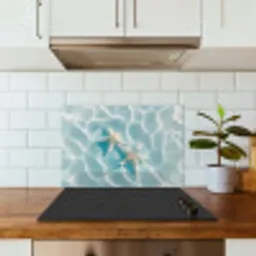 Zeesterren - Golvend water - Rustgevend keuken achterwand spatscherm klein -sfeer2