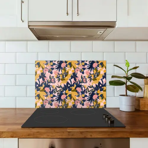Zomer - Vlinder - Roze - Geel keuken achterwand spatscherm klein 900 -sfeer2