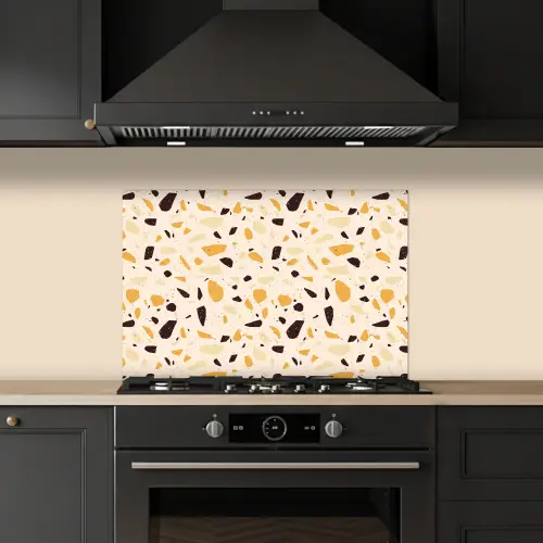 Terrazzo -  Patroon - Geel - keuken achterwand spatscherm klein 900 -sfeer1