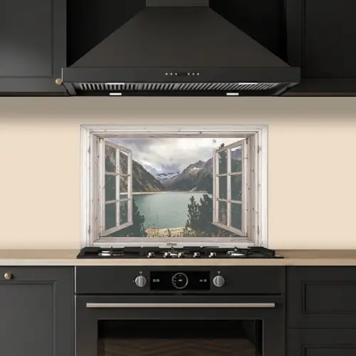 Doorkijk - Water - Berg keuken achterwand spatscherm klein -sfeer1