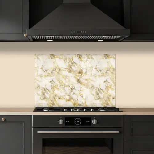 Warm - Gouden - Marmer - Patroon keuken achterwand spatscherm klein 900 -sfeer1