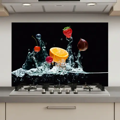 Water - Fruit - Sinaasappel - Aardbei - Kers - Zwart keuken achterwand spatscherm klein -3d_website