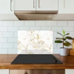 Wit - Marmer - Luxe - Goud keuken achterwand spatscherm klein 900 -sfeer2