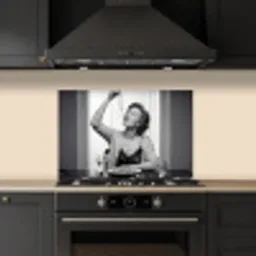 Vrouw - Spaghetti - Zwart - Wit keuken achterwand spatscherm klein -sfeer1