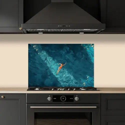 Vrouw - Water - Bikini - Oranje keuken achterwand spatscherm klein -sfeer1