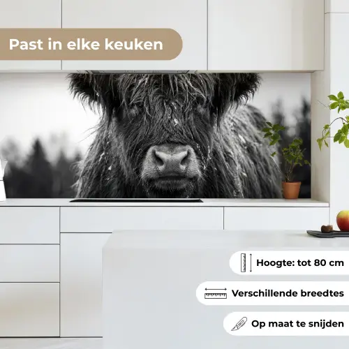 Schotse hooglander - Zwart - Wit - Sneeuwvlokken keuken achterwand 2 middel -sfeer4_NL
