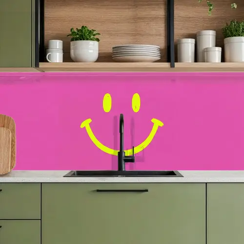 Smiley - Vrolijk - Roze keuken achterwand 2 middel -sfeer3