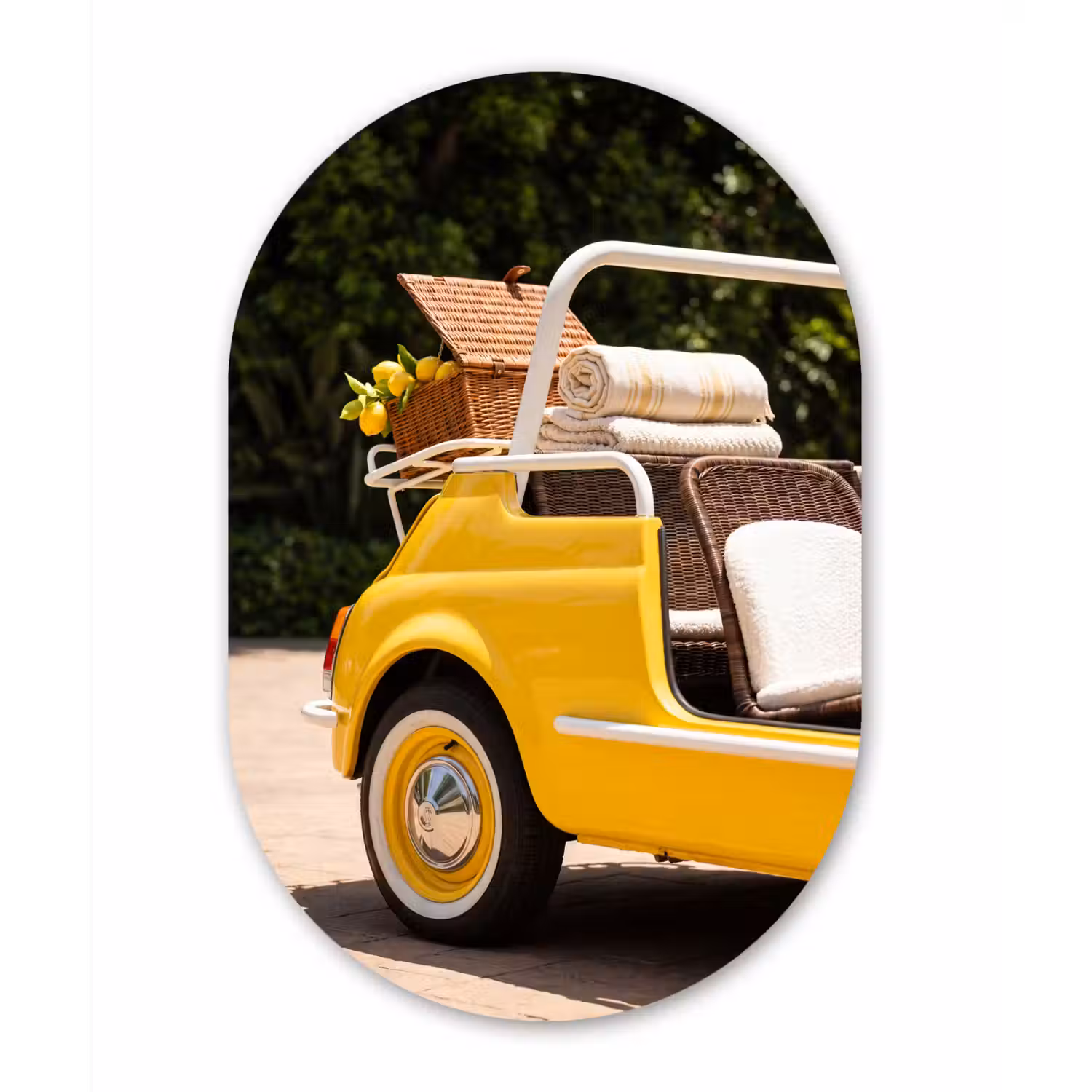 Auto - Picknick - Zomer - Geel Wandcirkel Ovaal Aluminium middel -3d