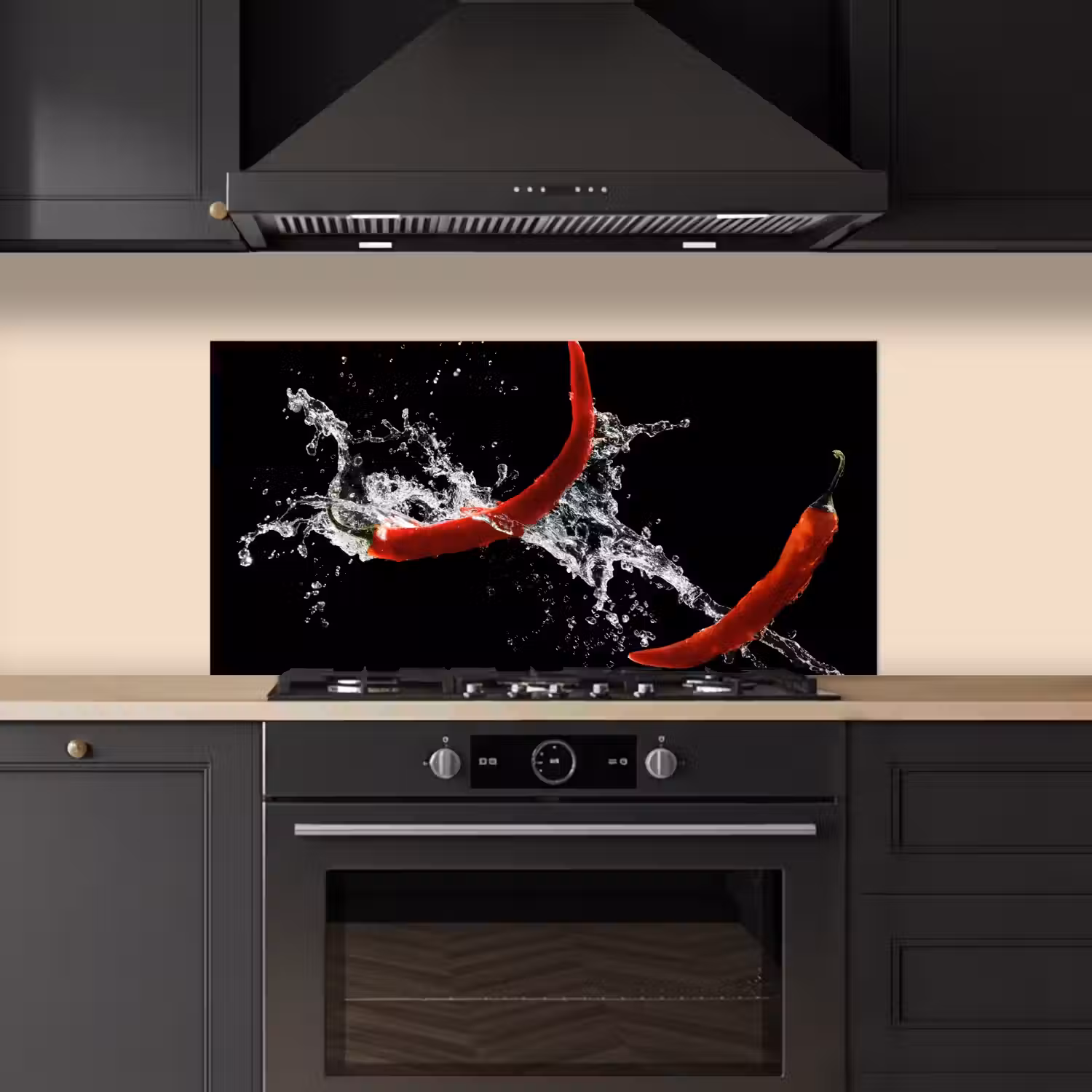 Chilipeper - Stilleven - Water - Zwart - Rood keuken achterwand spatscherm middel -sfeer1