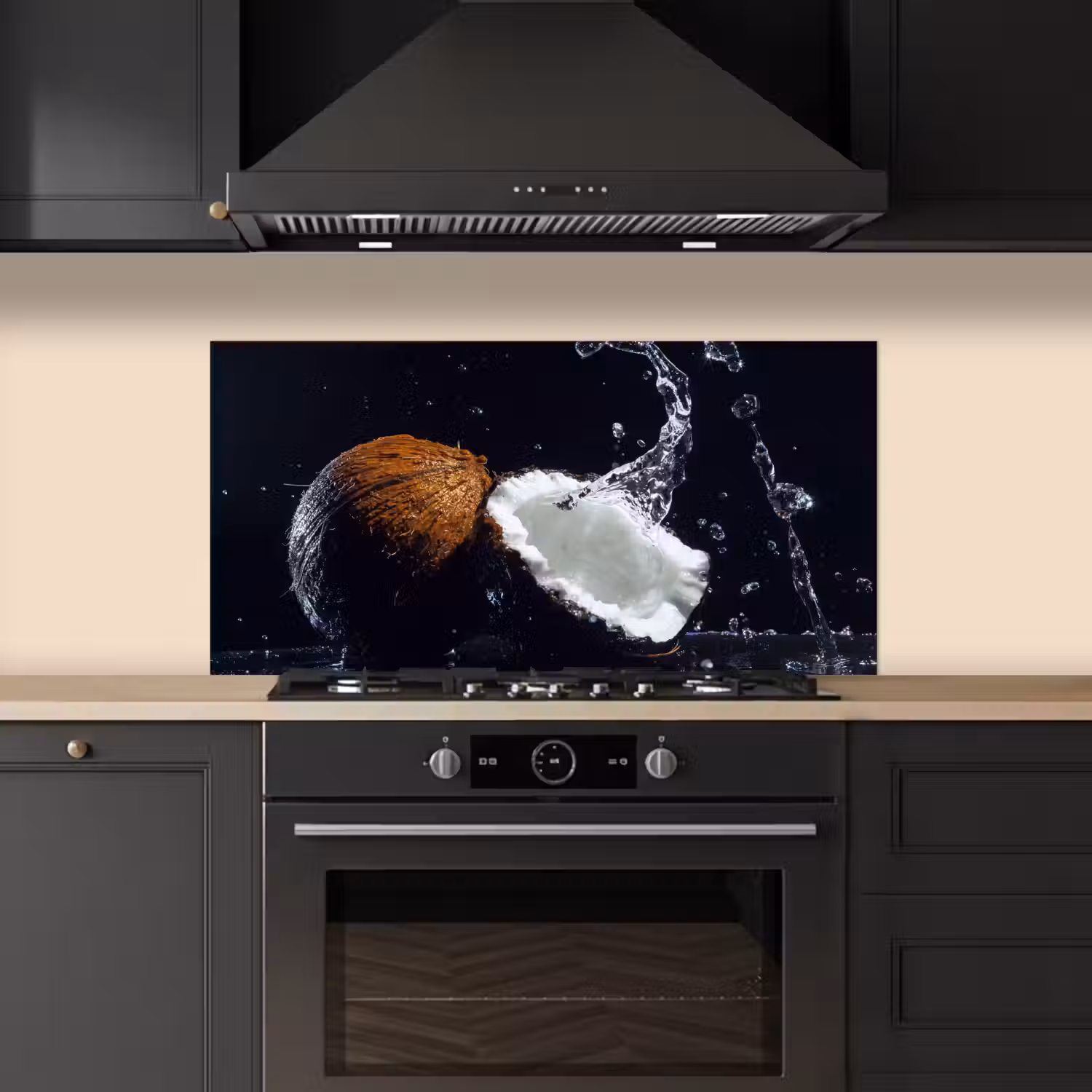 Kokosnoot - Stilleven - Water - Zwart - Fruit keuken achterwand spatscherm middel -sfeer1