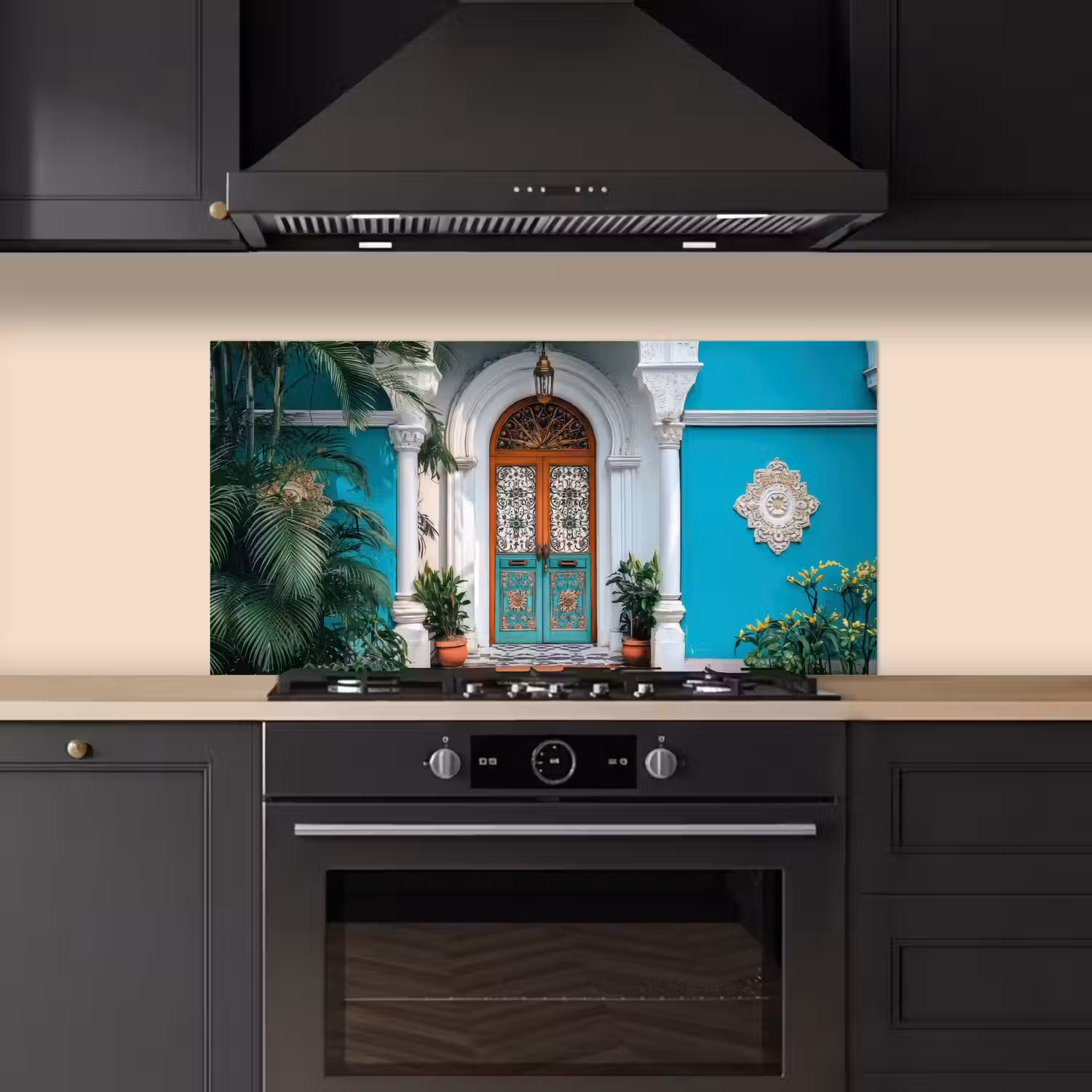 Zuilen - Sierlijke - Deur - Blauw keuken achterwand spatscherm middel -sfeer1