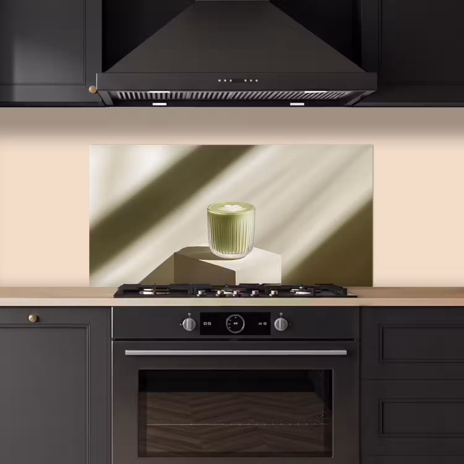 Matcha - Glas - Groen - Minimalistisch keuken achterwand spatscherm middel -sfeer1