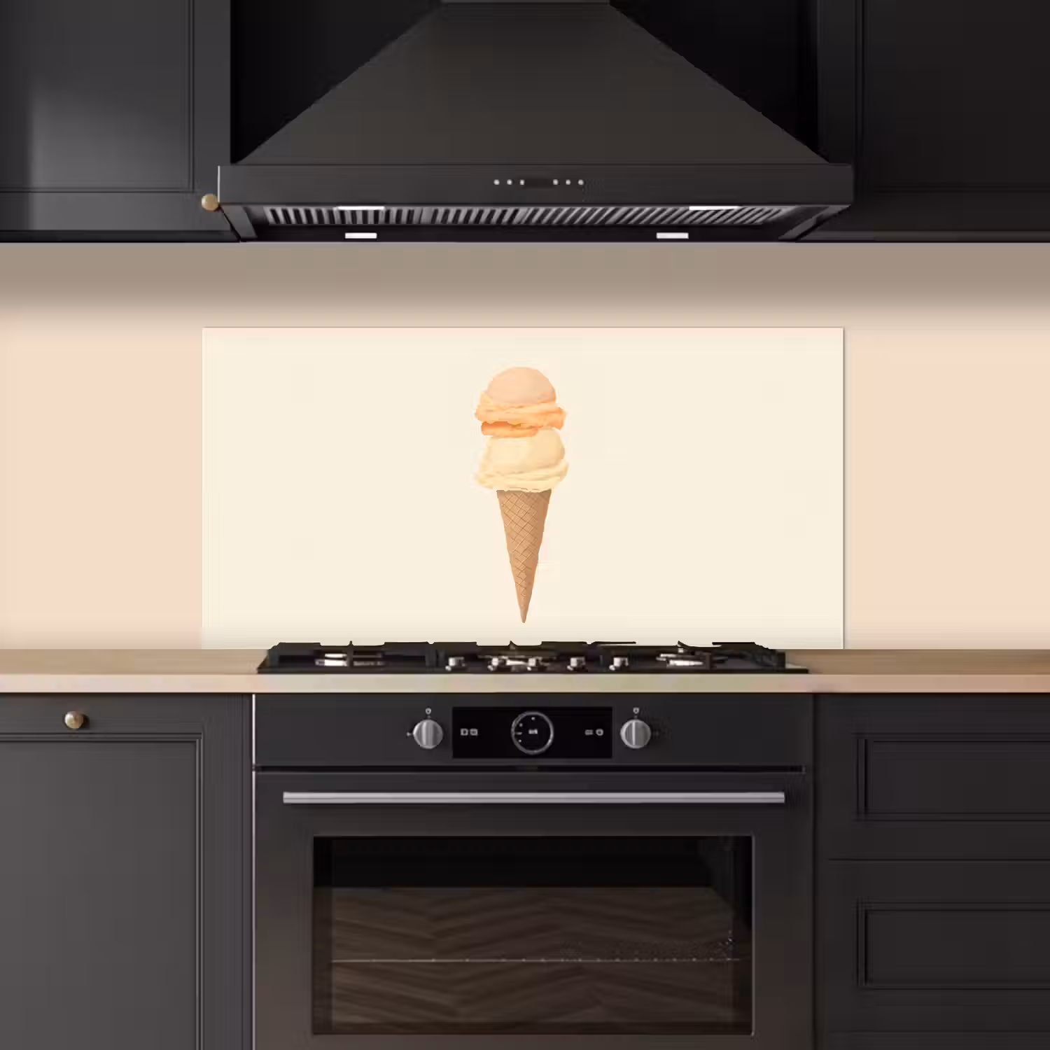 Minimalistisch - Schepijs - Hoorntje - Beige keuken achterwand spatscherm middel -sfeer1